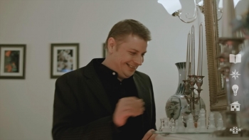 Contradiction Screenshot